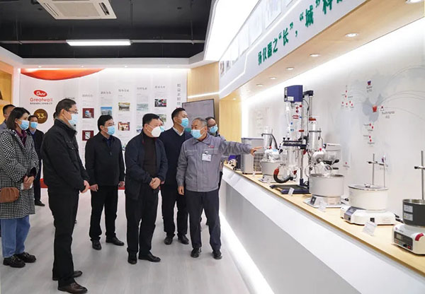 歡迎聯(lián)合國(guó)工業(yè)發(fā)展組織代表團(tuán)來(lái)我公司考察